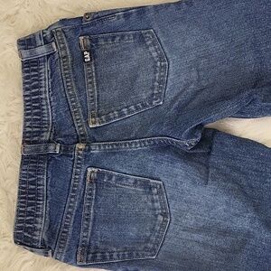 NWOT GAP Boy's denim blue jeans size 4